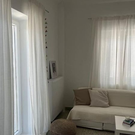 Cozy, Spacious, Newly Renovated Flat In Adamas Εξωτερικό φωτογραφία