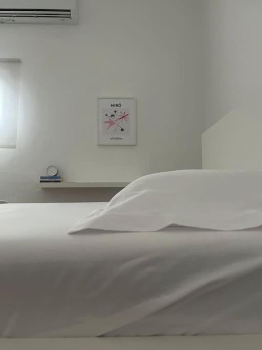 Cozy, Spacious, Newly Renovated Flat In Adamas Εξωτερικό φωτογραφία