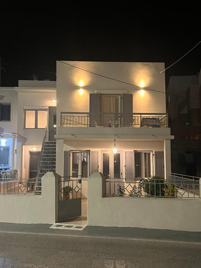 Cozy, Spacious, Newly Renovated Flat In Adamas Εξωτερικό φωτογραφία